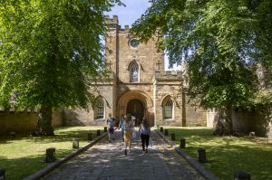 _bellway durham castle 1.jpg